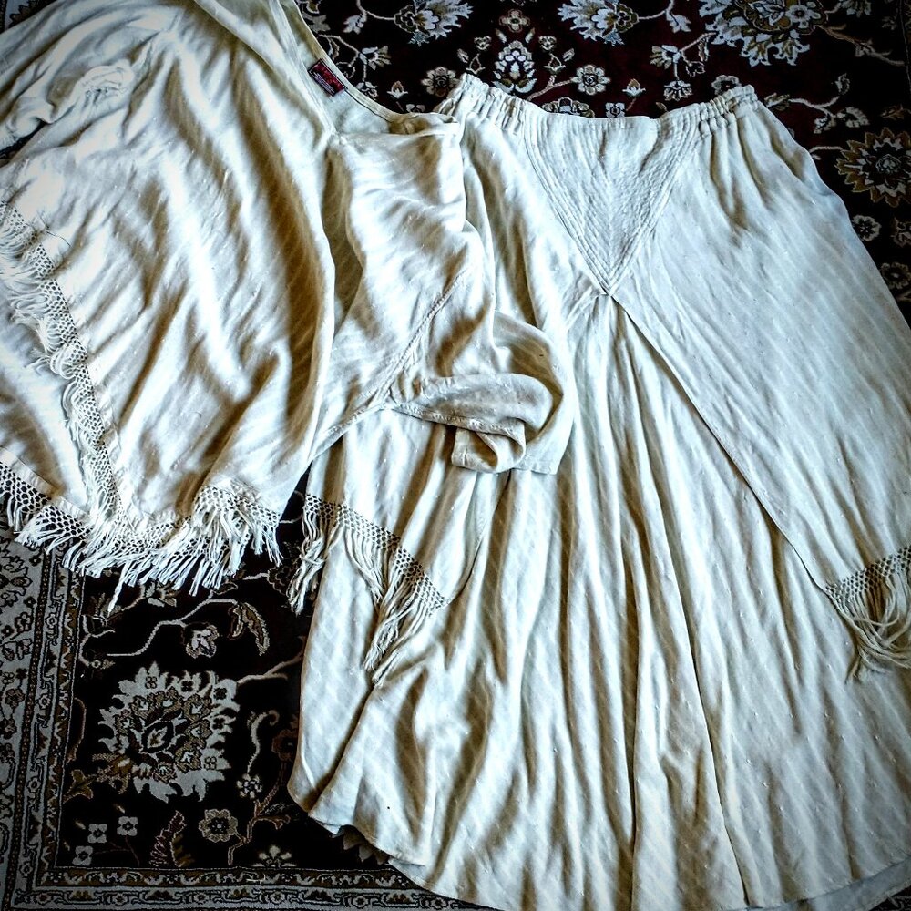 Classic "Tienda Ho" Vintage Skirt & Fringed top
